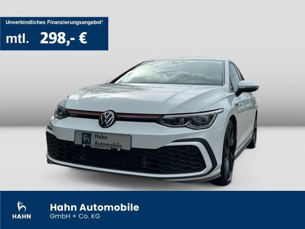 Volkswagen Golf 2023 Benzine
