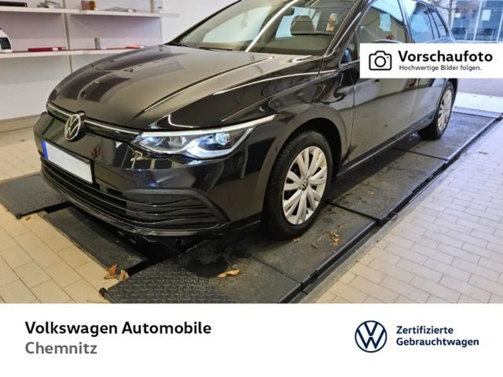 Volkswagen Golf 2023 Benzine