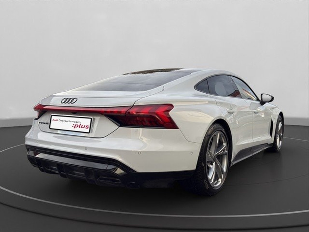 Audi e-tron GT
