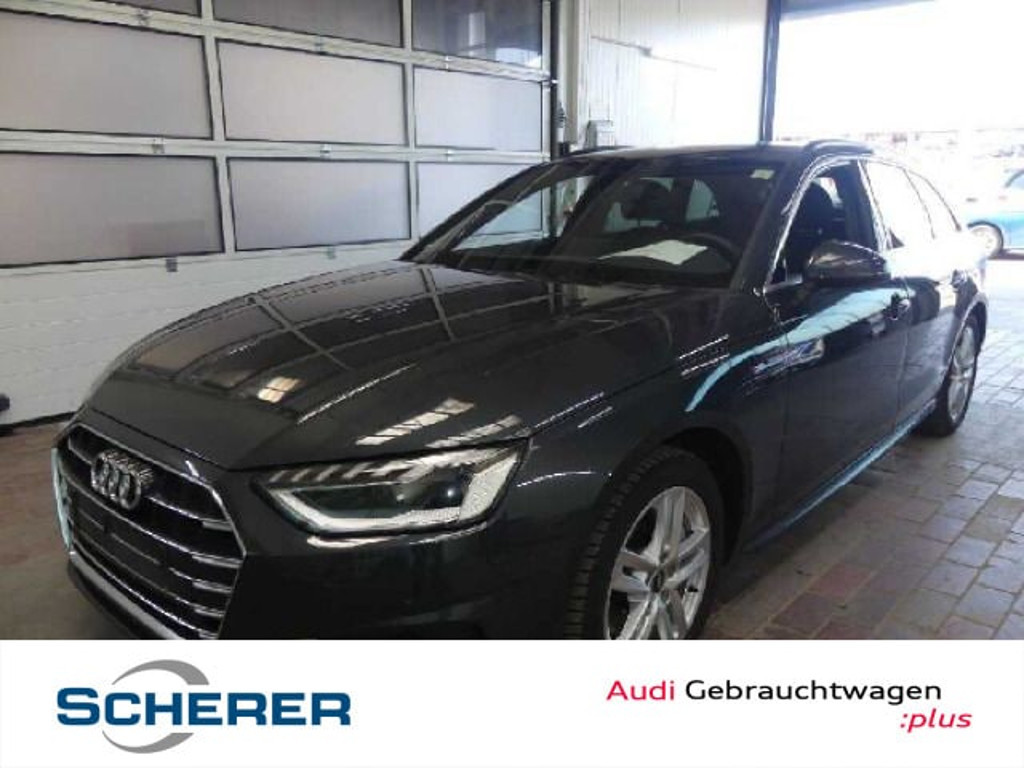 Audi A4 2023 Benzine