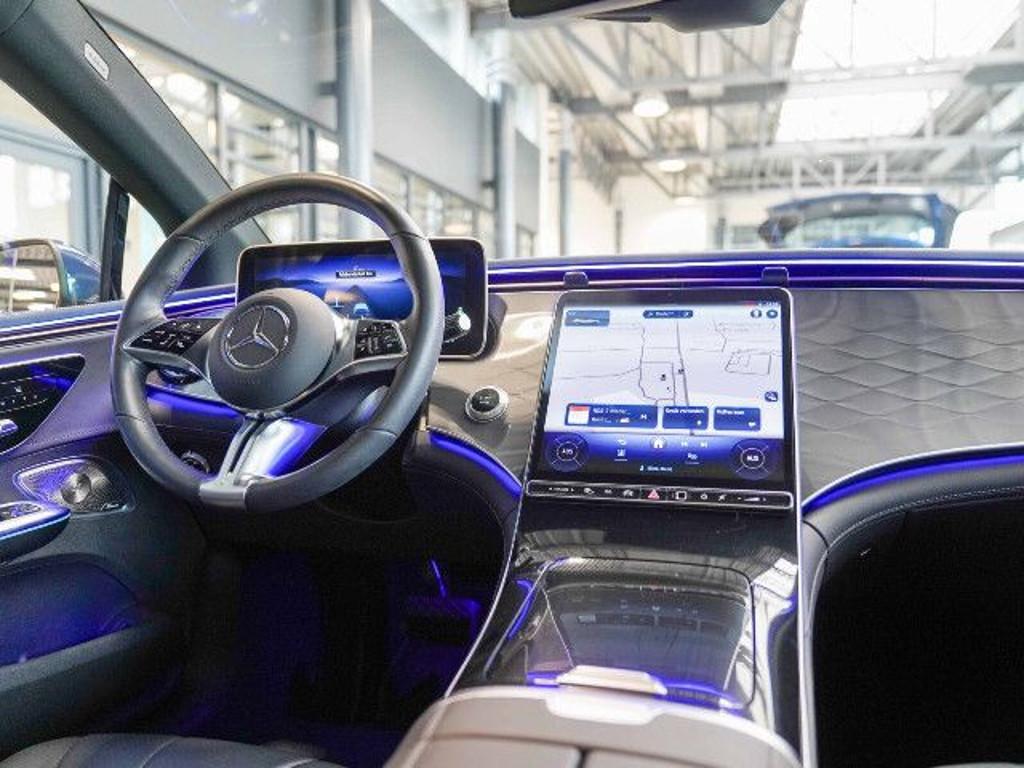 Mercedes-Benz EQE