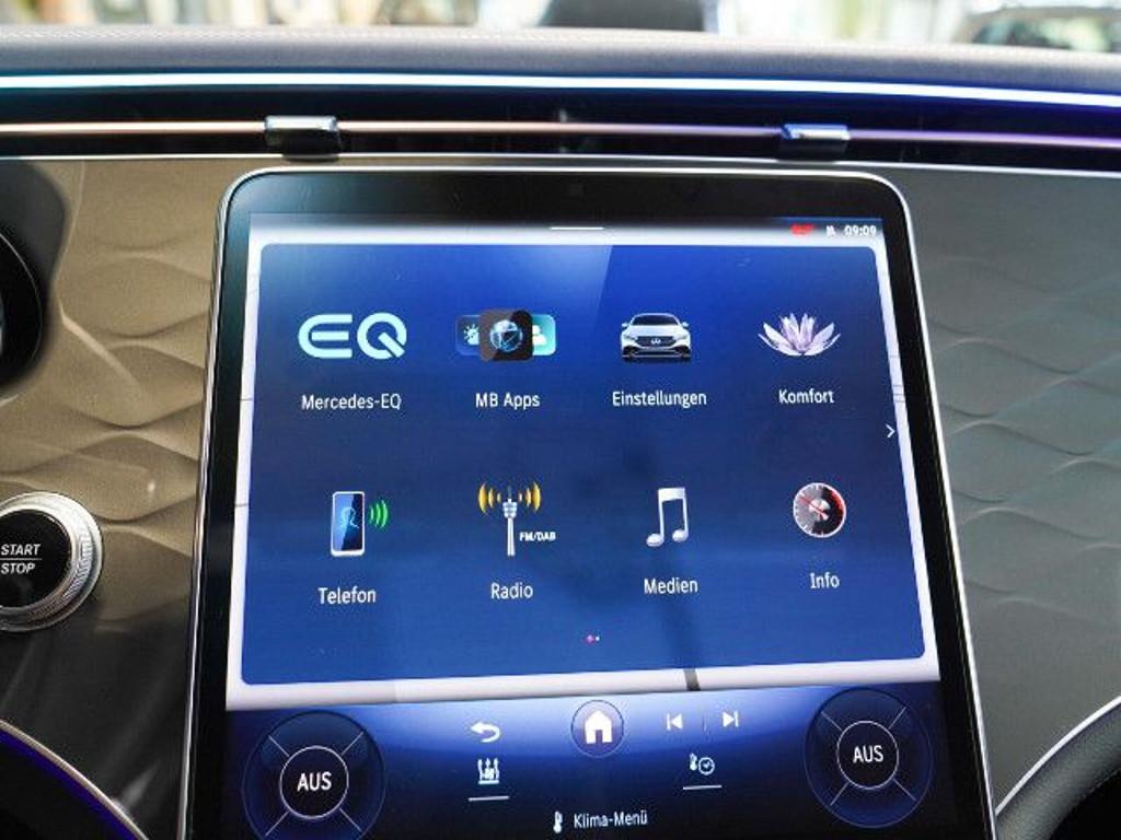 Mercedes-Benz EQE