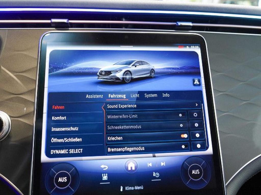 Mercedes-Benz EQE