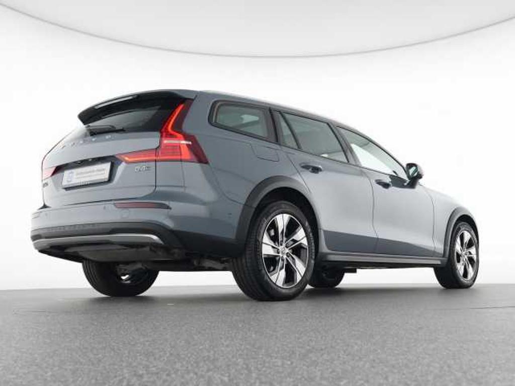 Volvo V60 Cross Country