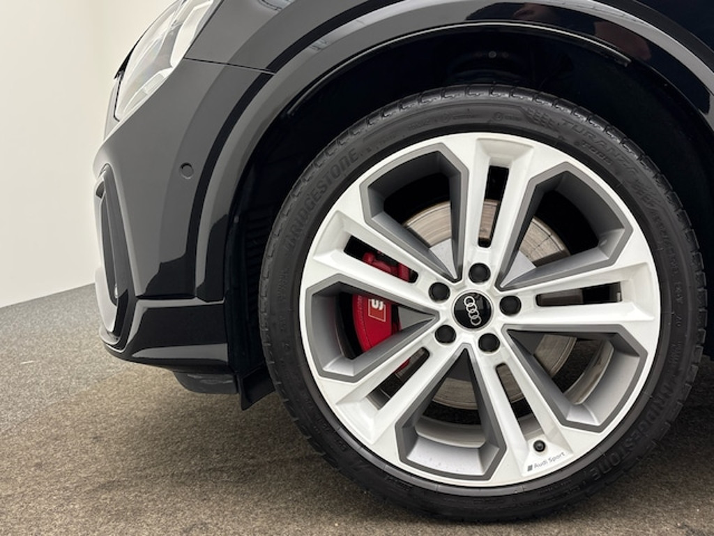 Audi SQ2