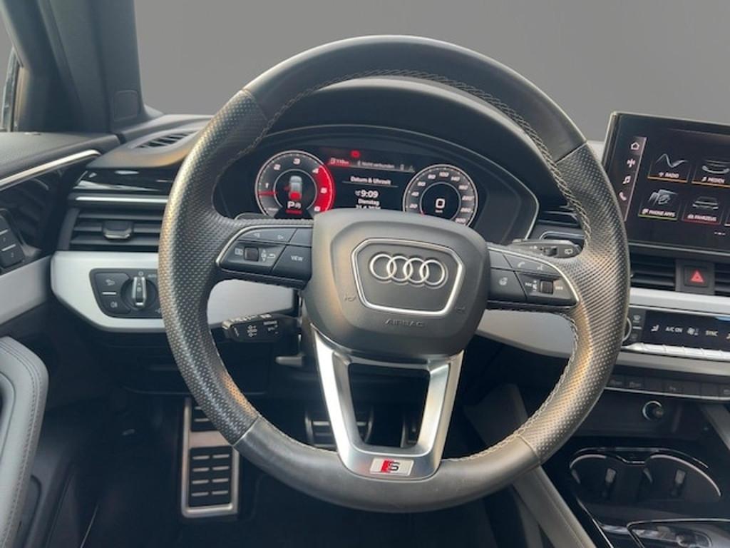 Audi S4