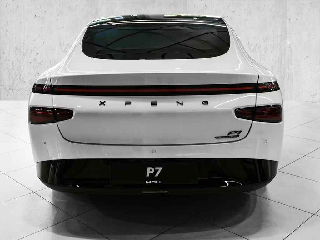 Xpeng P7