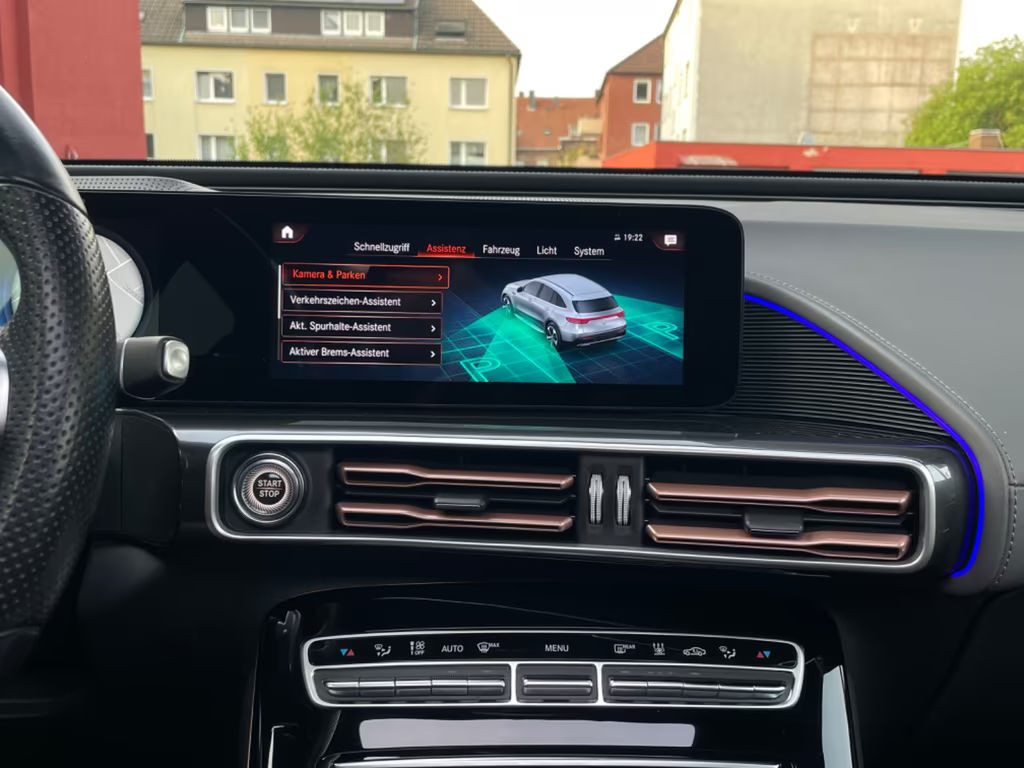Mercedes-Benz EQC