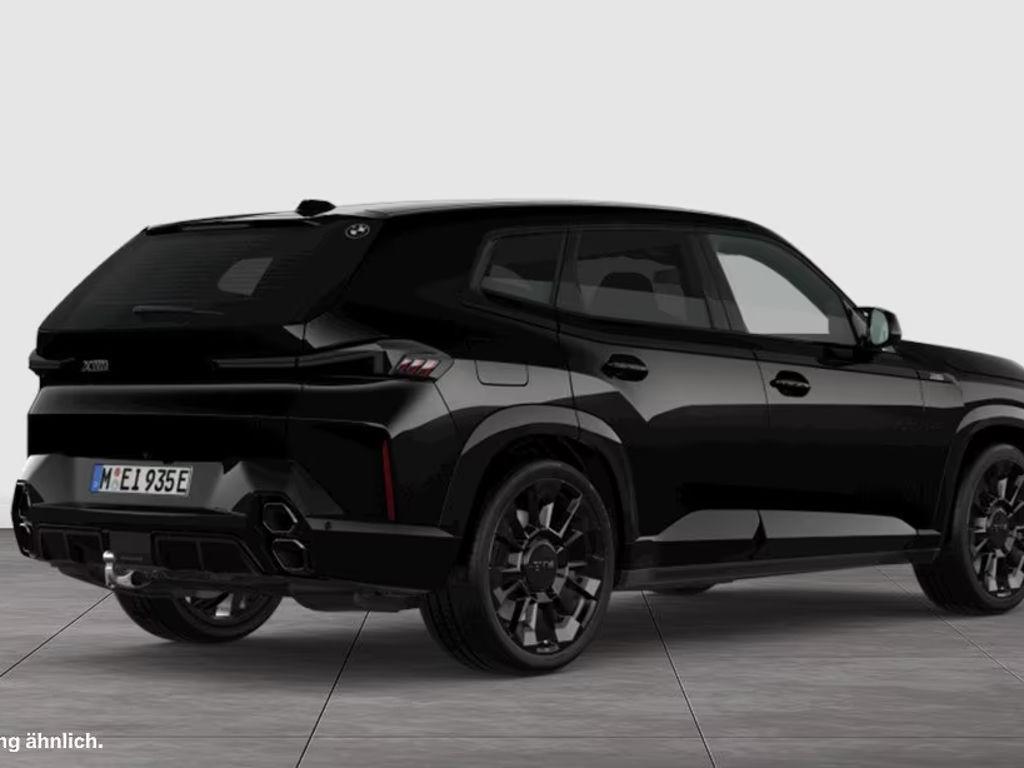 BMW XM