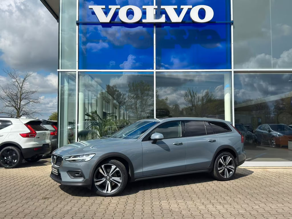 Volvo V60 Cross Country 2023 Diesel