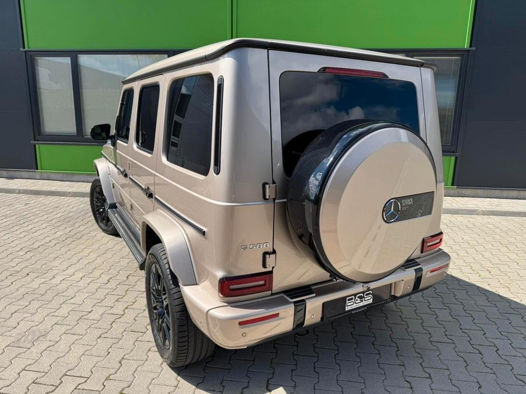 Mercedes-Benz G-Klasse