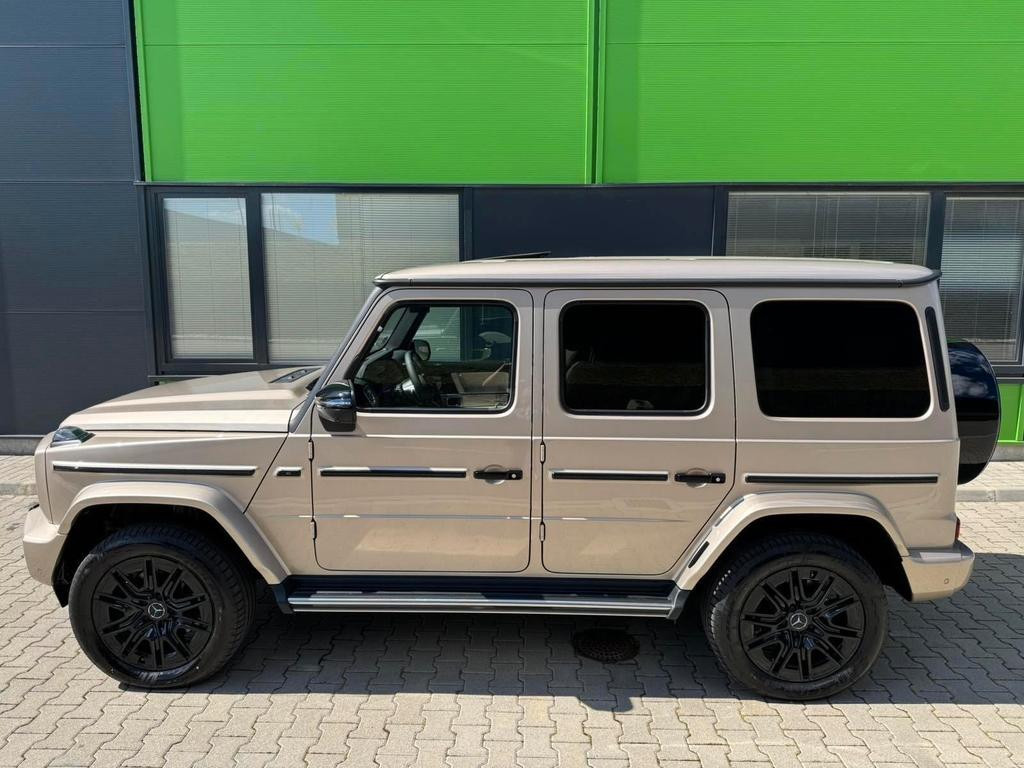 Mercedes-Benz G-Klasse