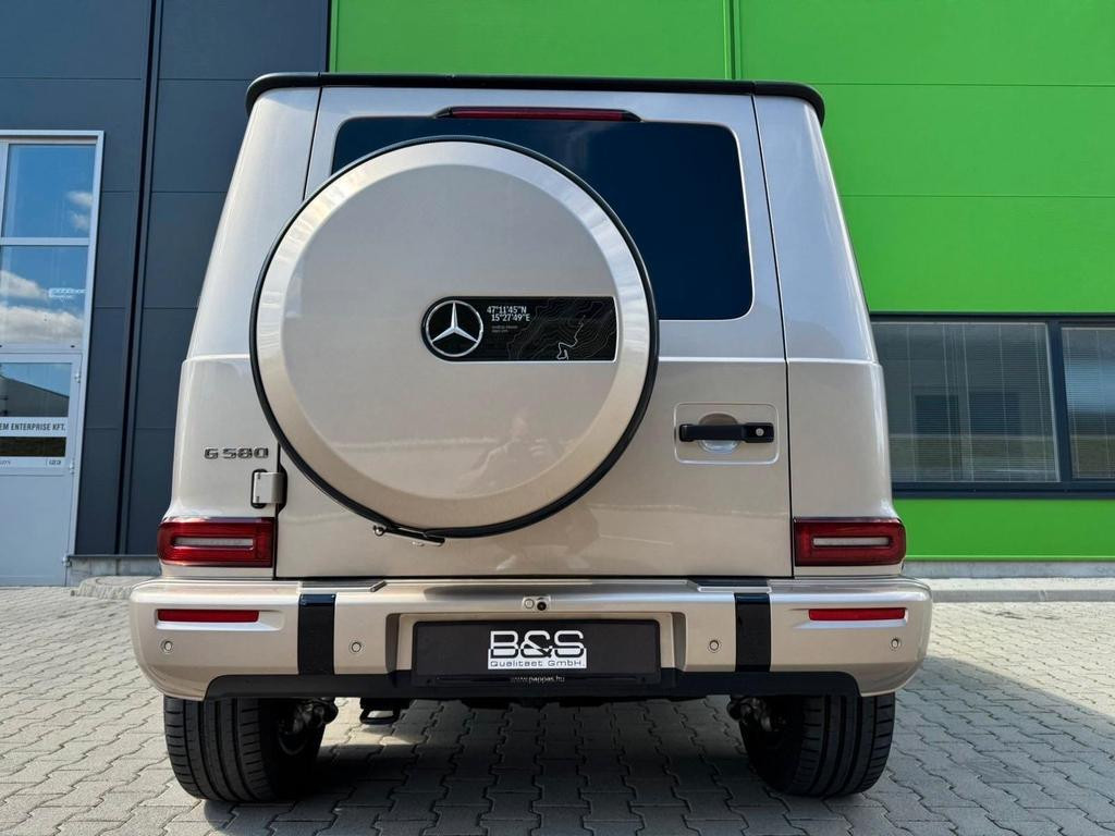 Mercedes-Benz G-Klasse