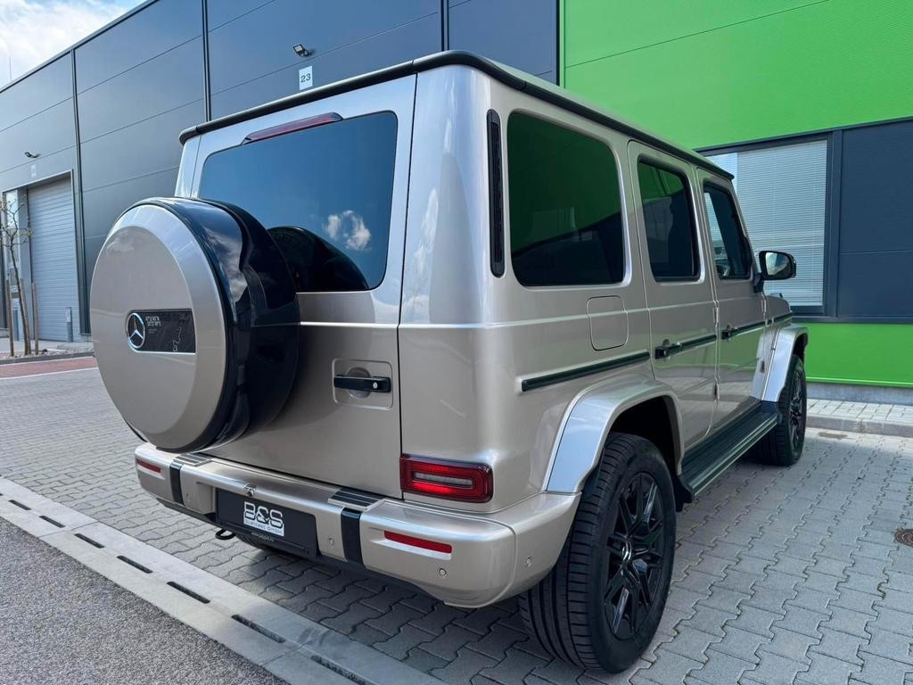 Mercedes-Benz G-Klasse