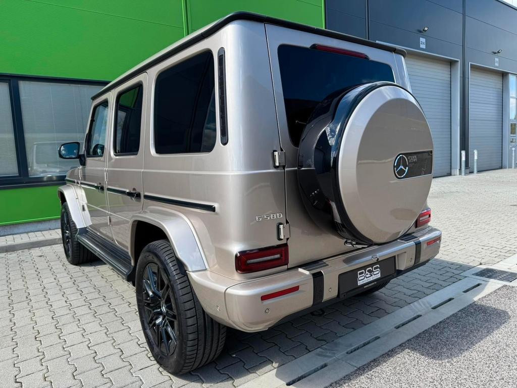Mercedes-Benz G-Klasse