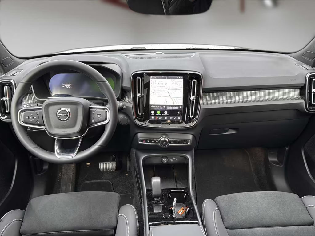 Volvo EX40