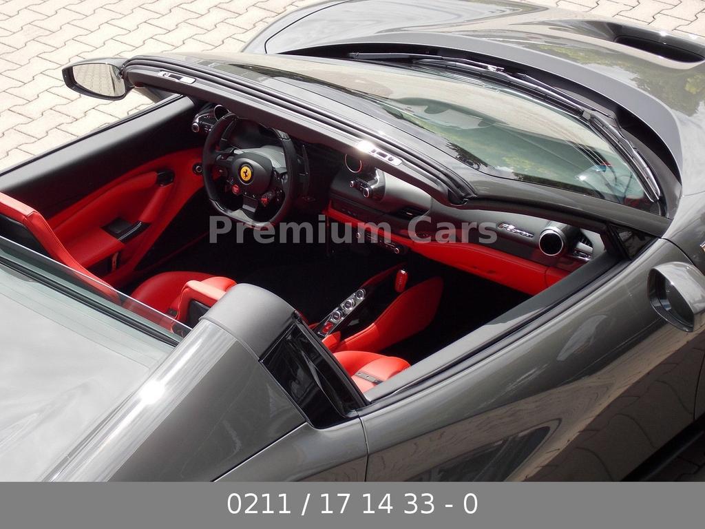 Ferrari F8