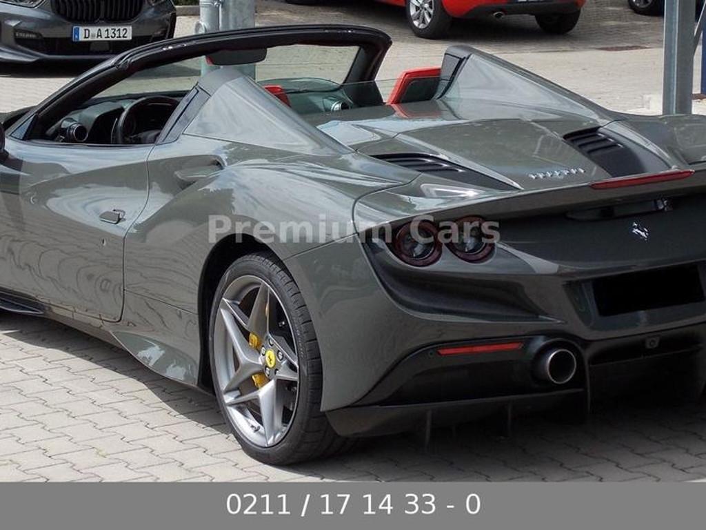 Ferrari F8
