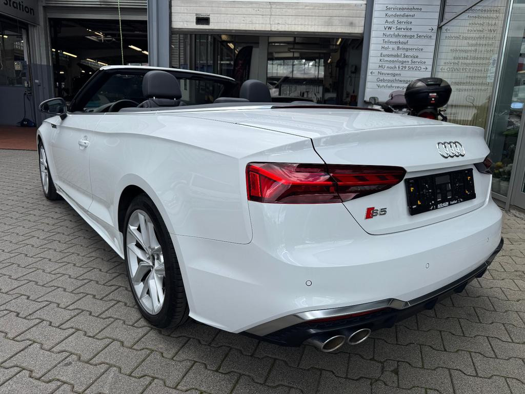 Audi S5