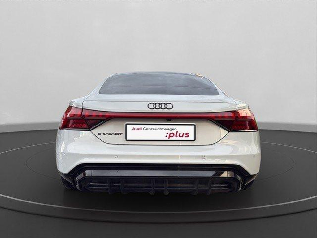 Audi e-tron GT