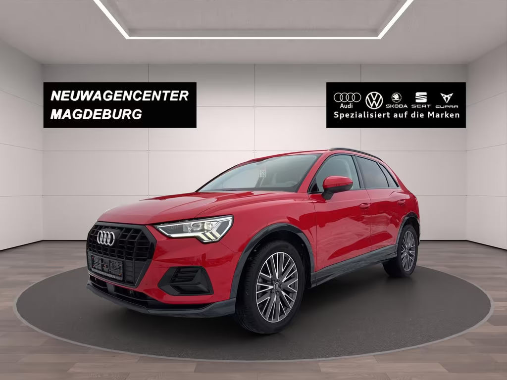 Audi Q3 2024 Benzine