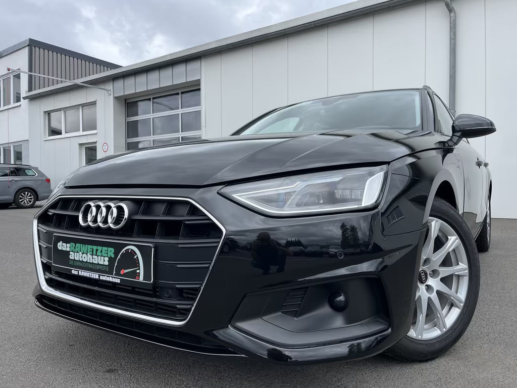 Audi A4 2022 Benzine