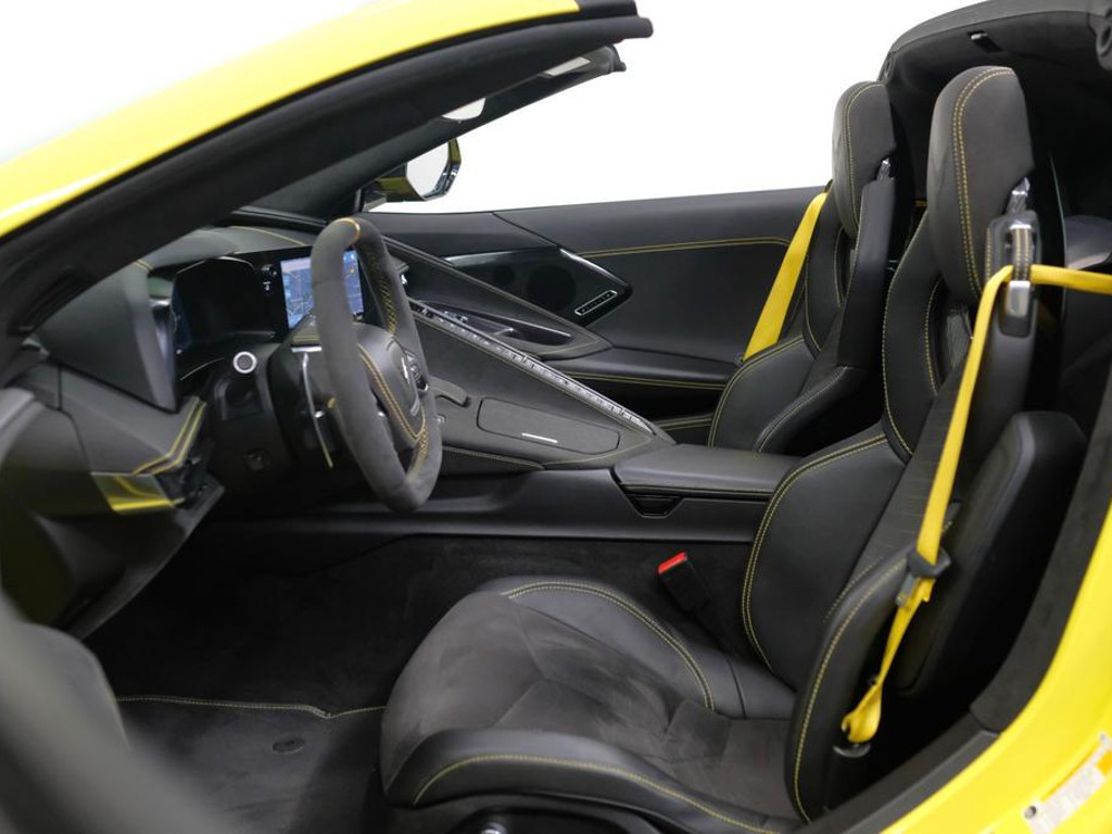 Corvette C8