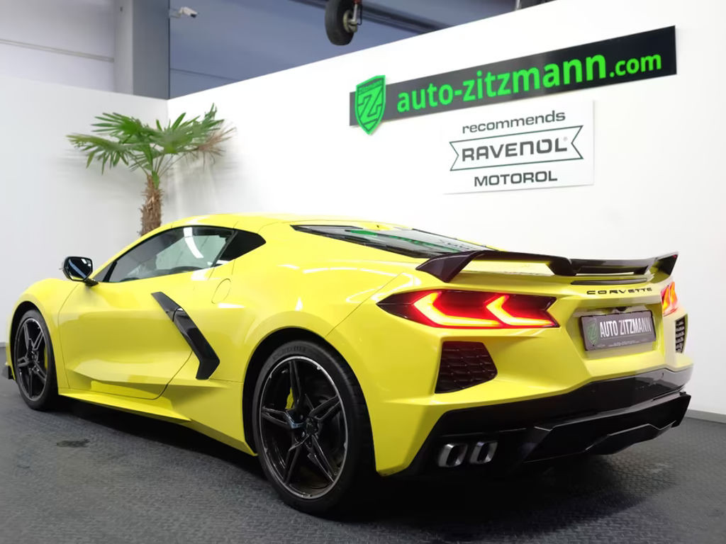 Corvette C8