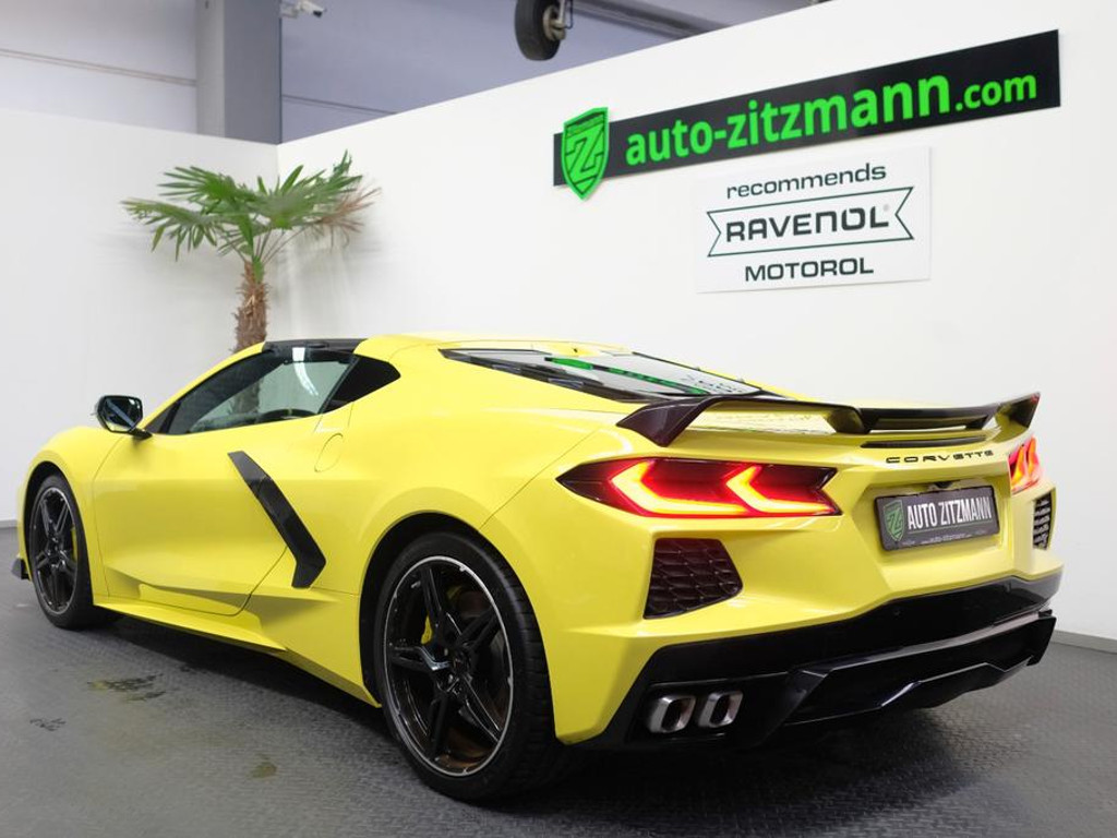 Corvette C8