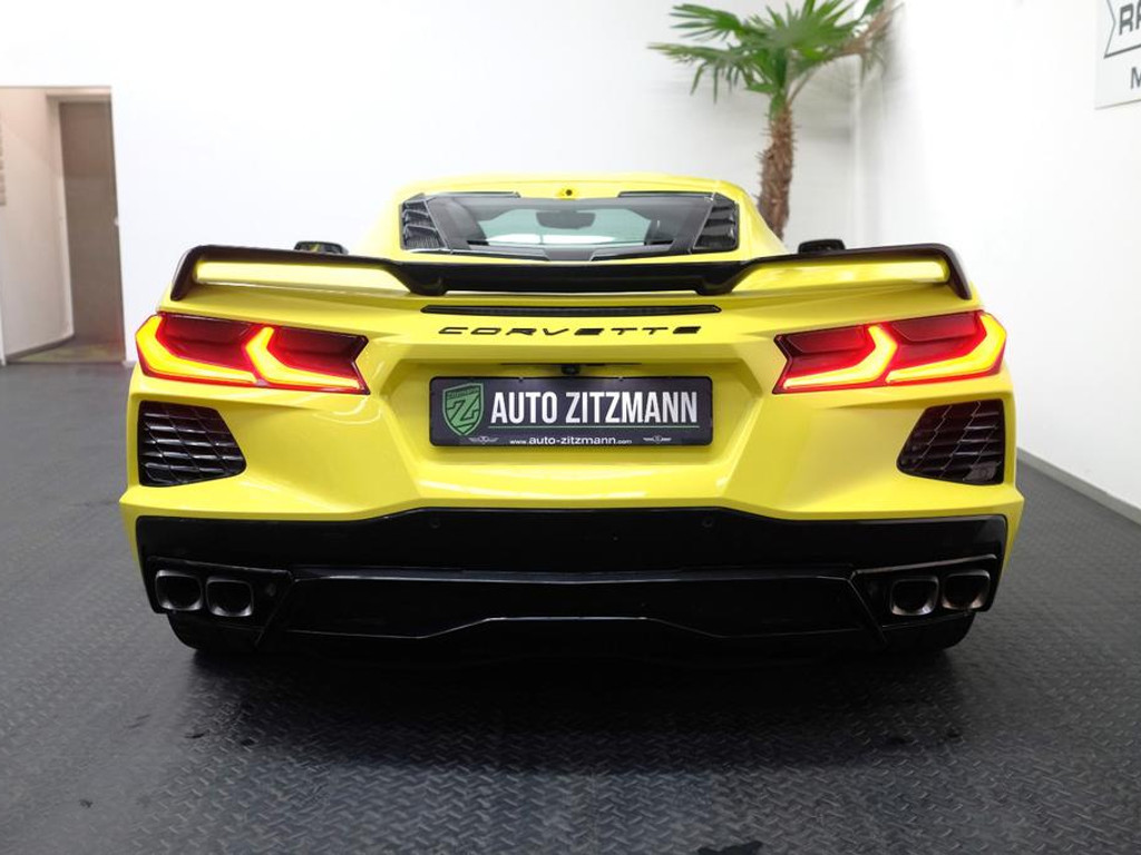Corvette C8