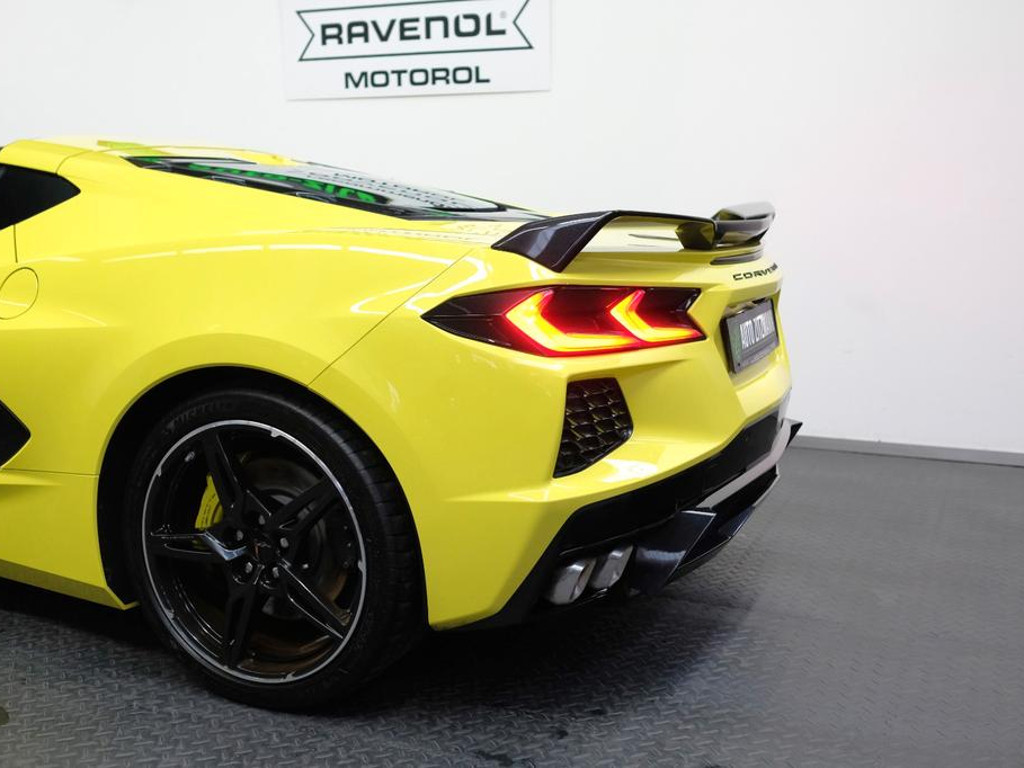 Corvette C8