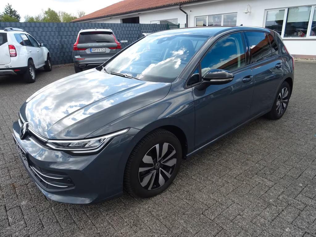 Volkswagen Golf 2025 Benzine