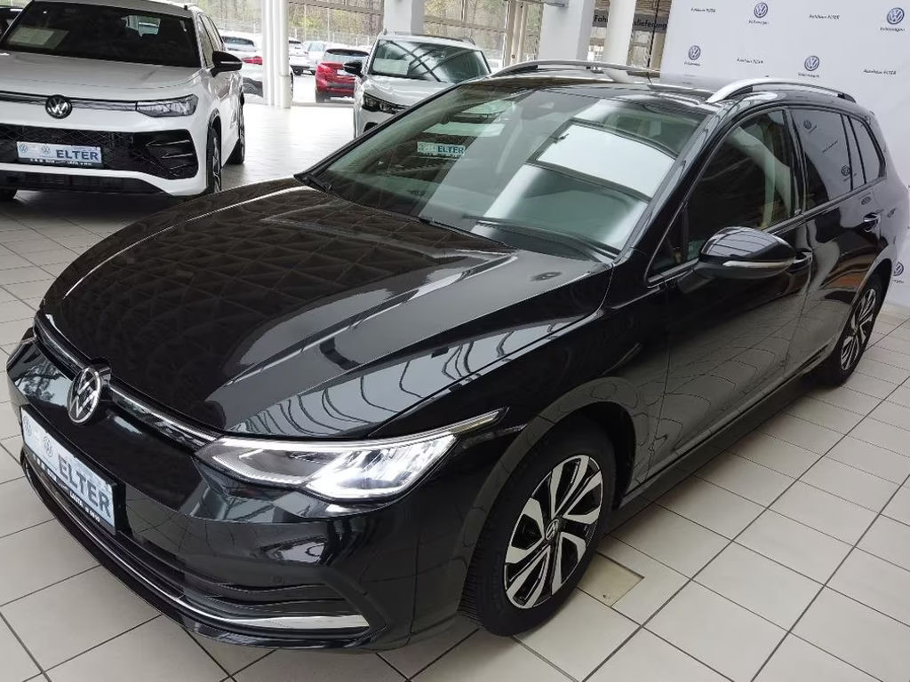 Volkswagen Golf 2023 Benzine