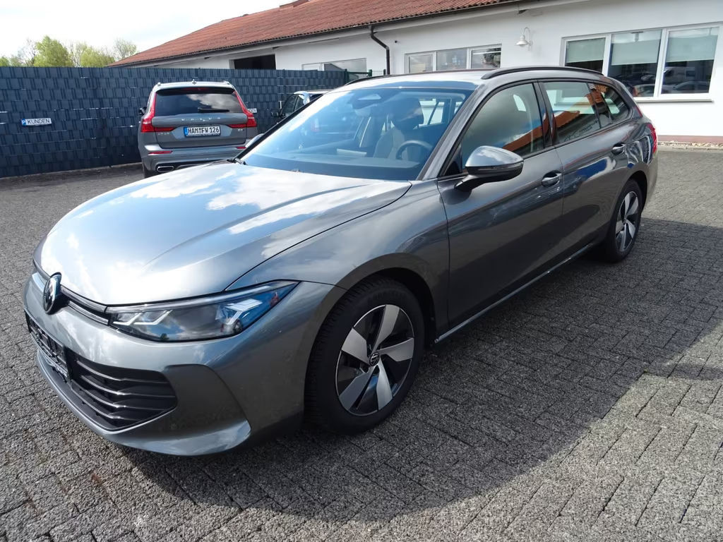 Volkswagen Passat 2025 Benzine