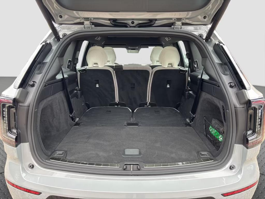 Volvo EX90