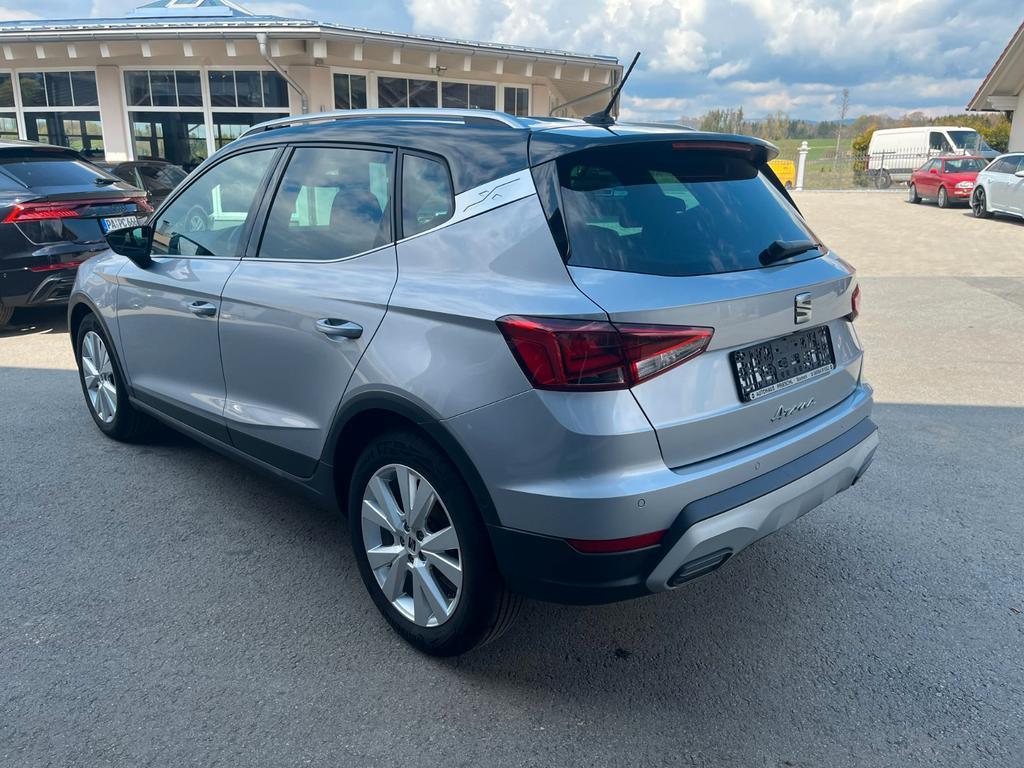 Seat Arona
