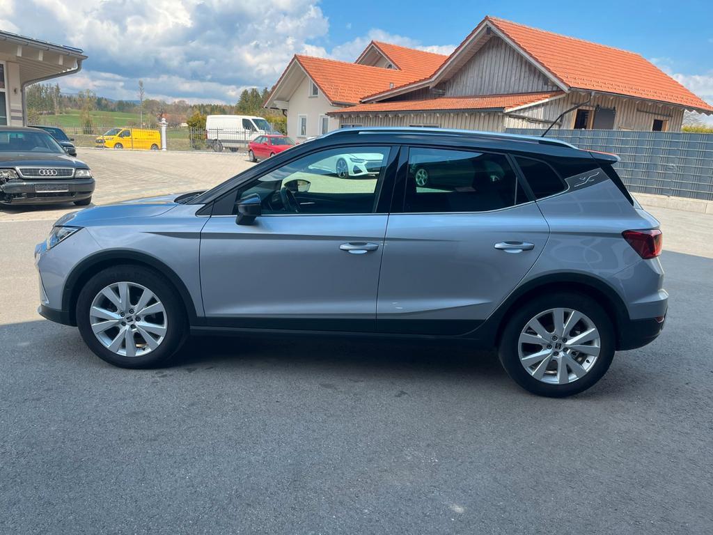 Seat Arona