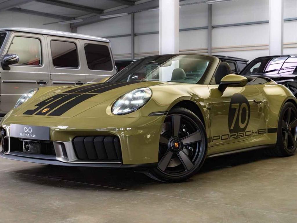 Porsche 911