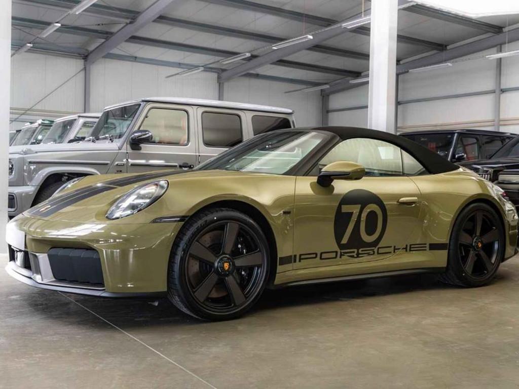 Porsche 911