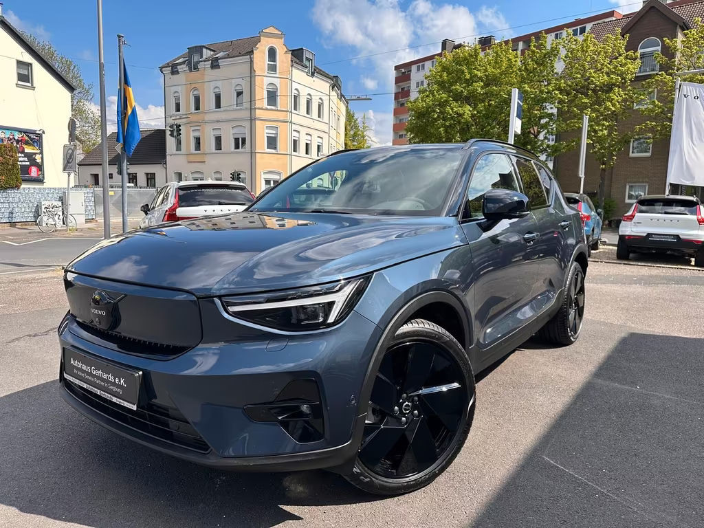 Volvo EX40