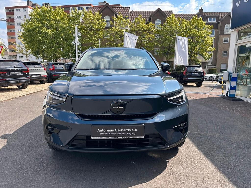 Volvo EX40