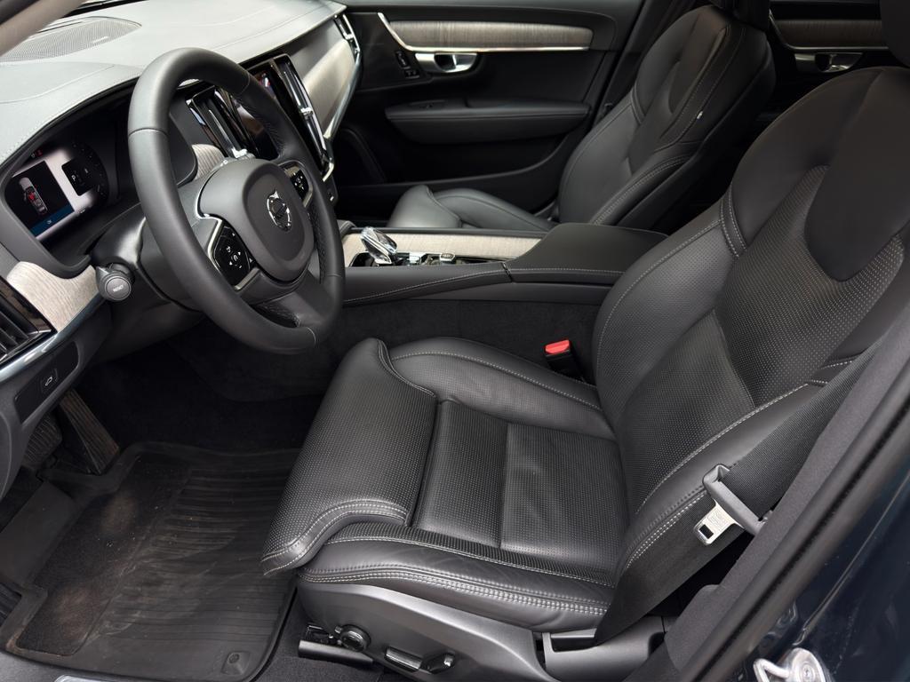Volvo V90 Cross Country