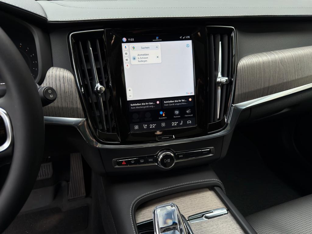 Volvo V90 Cross Country