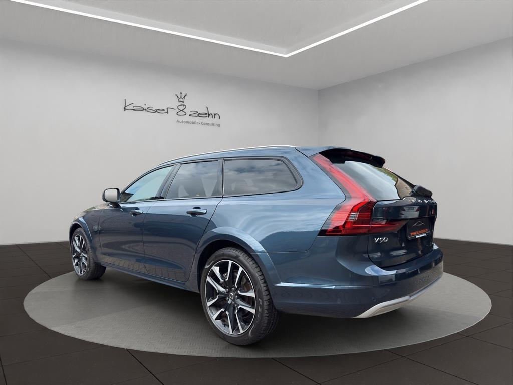 Volvo V90 Cross Country