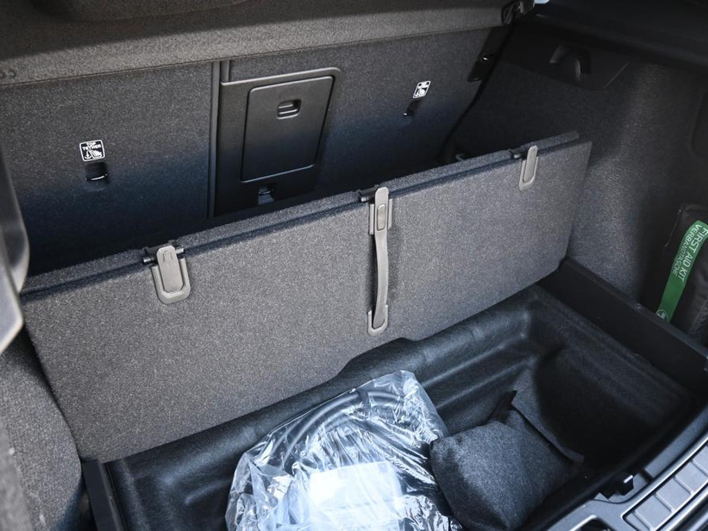 Volvo EX40