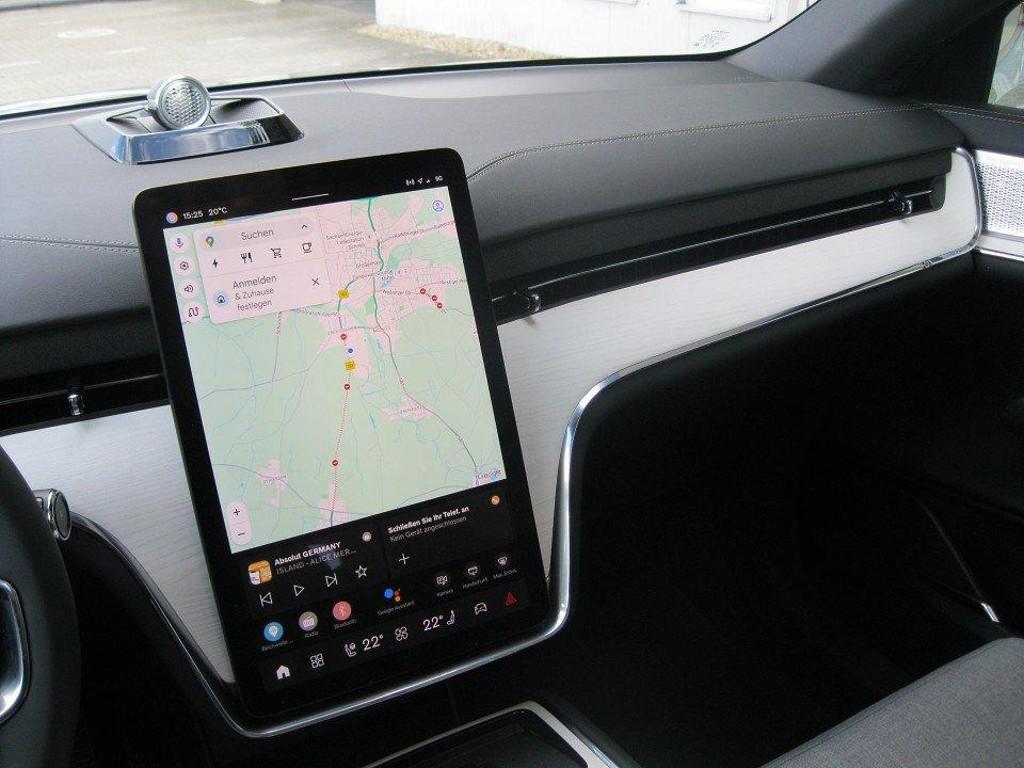 Volvo EX90
