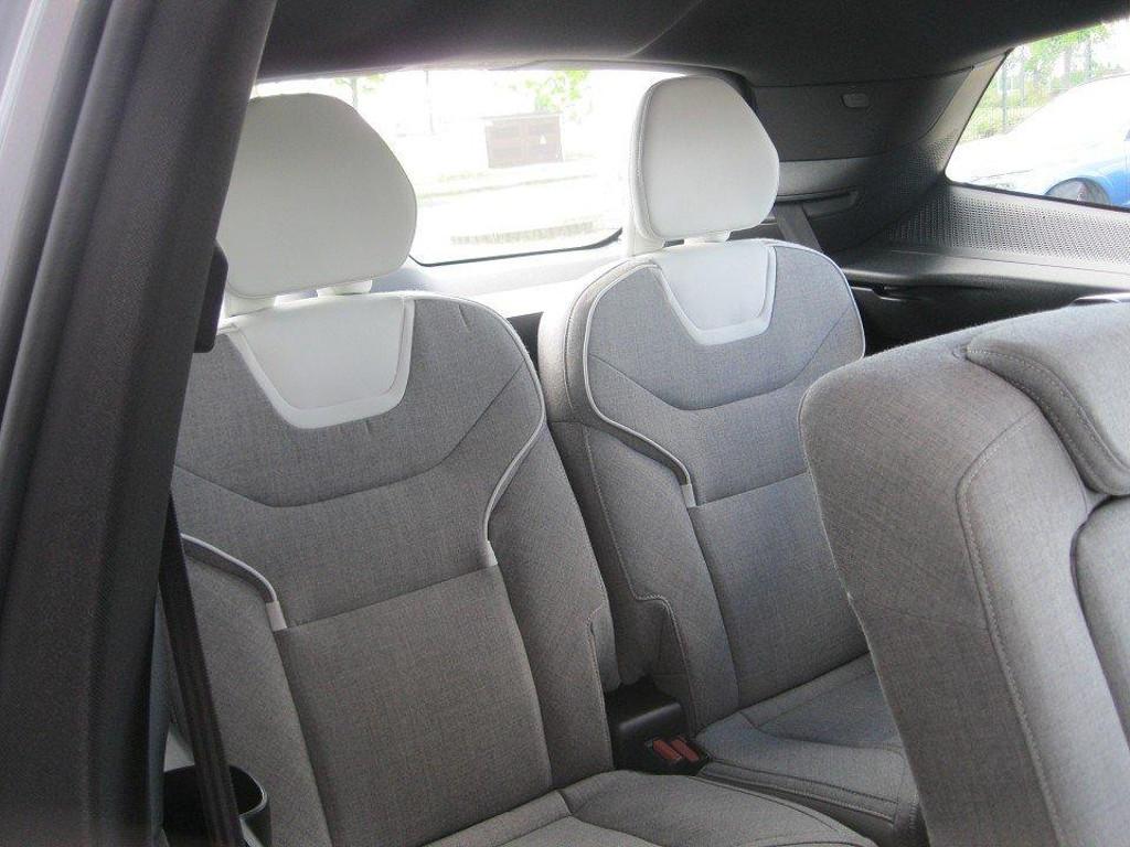 Volvo EX90