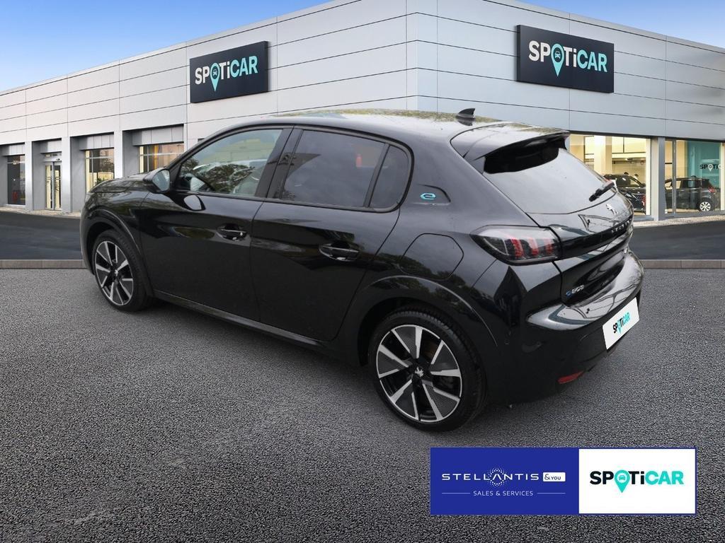 Peugeot e-208