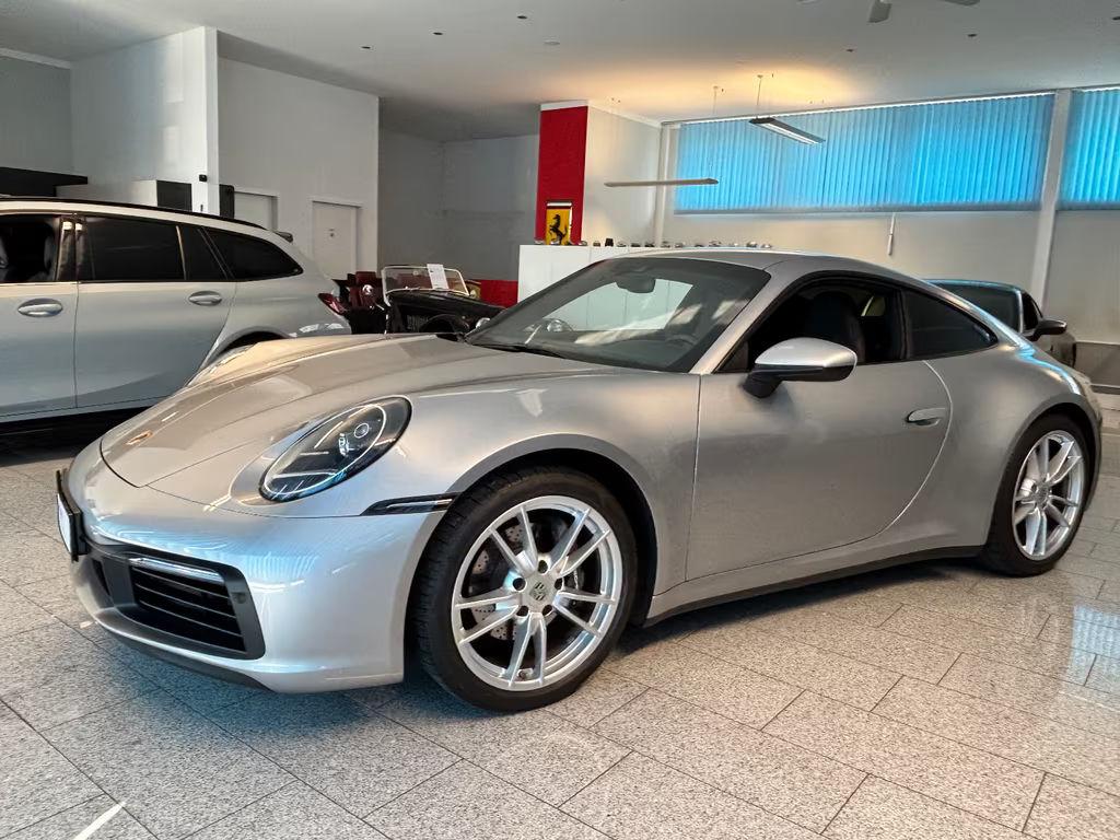 Porsche 911 2022 Benzine
