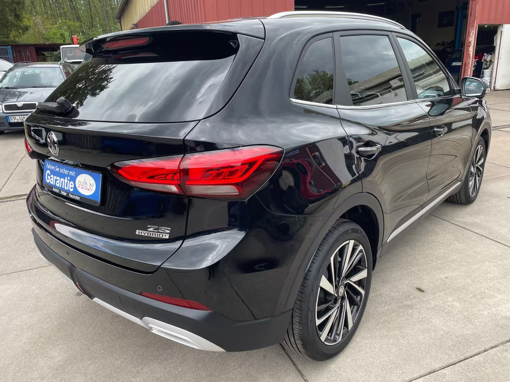 MG ZS